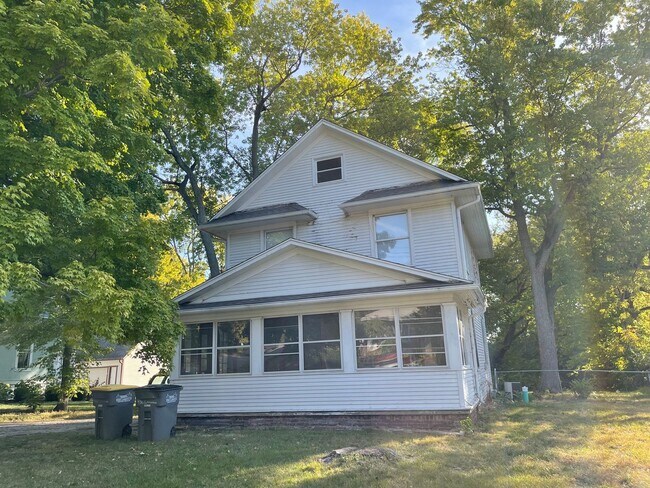 Primary Photo - 430 Littleton St