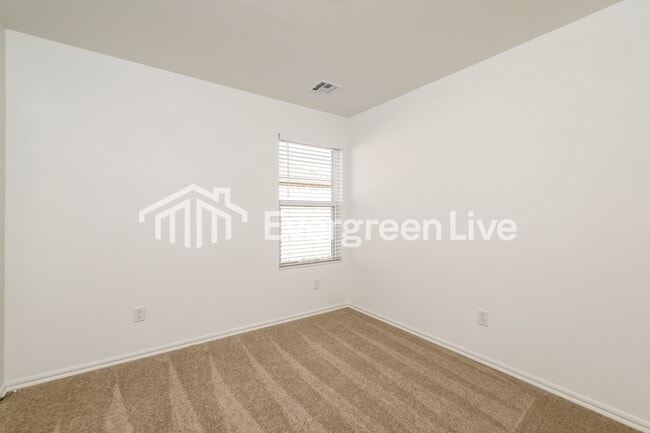 Building Photo - 4008 Becky Ln