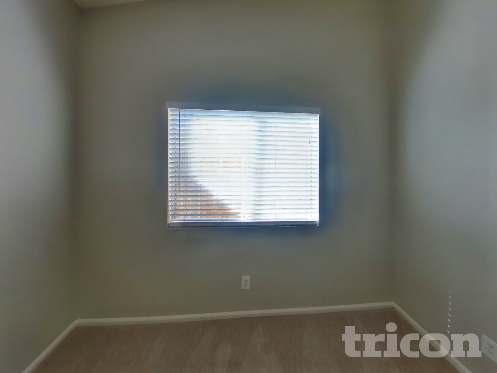 Building Photo - 528 Dutchman Ave