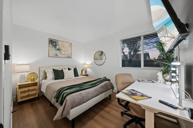 Building Photo - 1676 Raynell Way