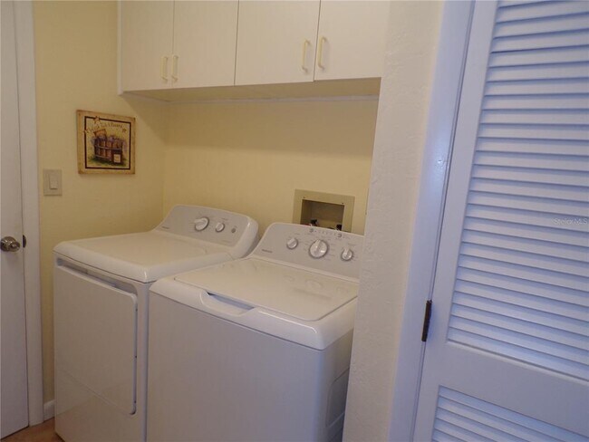 Building Photo - 1412 Grebe Ct