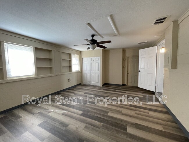 Building Photo - 1216 Hartsell Ave