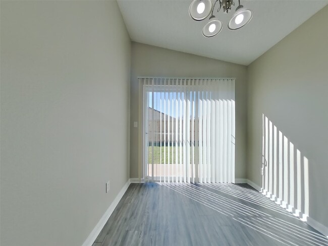 Building Photo - 3131 Kelling St