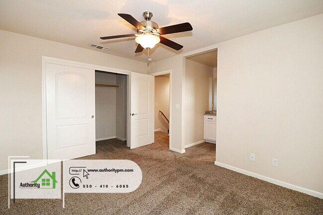 Building Photo - 573 Mission De Oro Dr