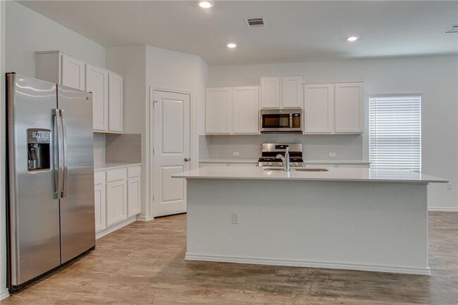 Building Photo - 6721 Hartlage St