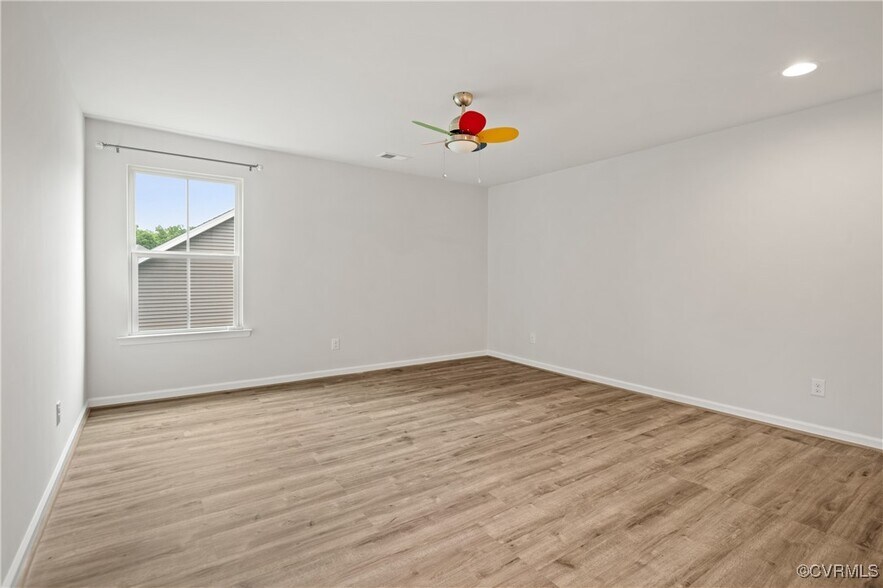 Building Photo - 16848 White Daisy Loop