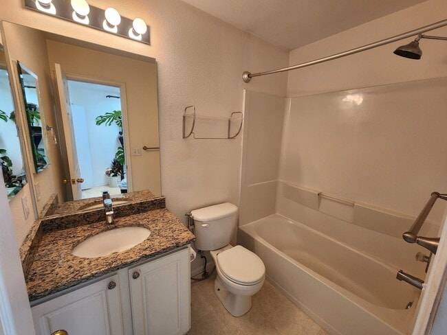 Building Photo - 7137 Arrowroot Ave