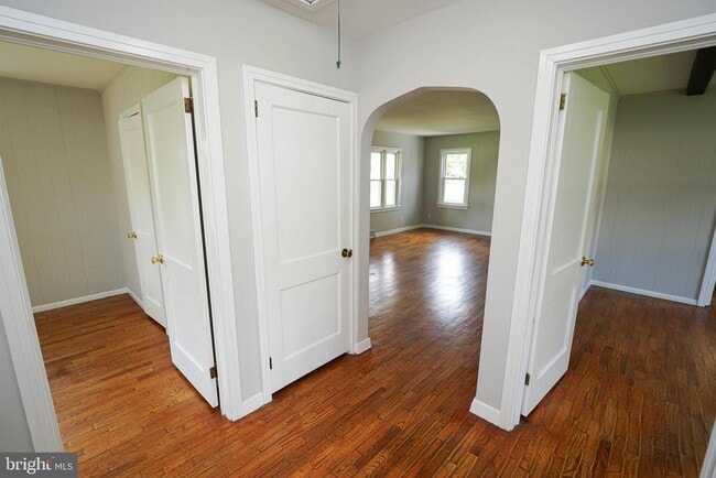 Building Photo - 737 Magnolia Dr