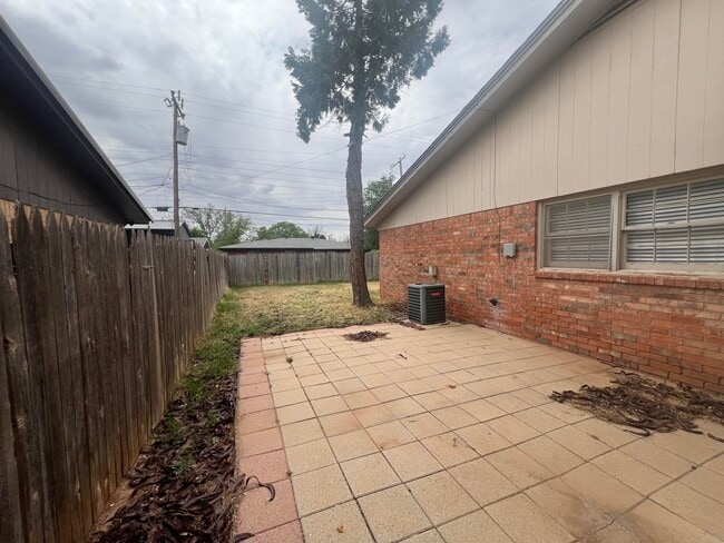 Building Photo - 5113 13th St