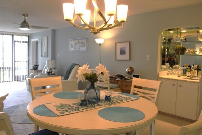 Building Photo - 1804 Mariner Dr