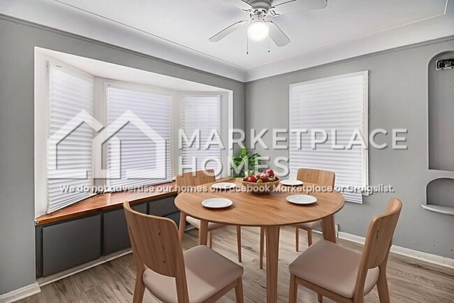 Building Photo - 15073 Strathmoor St