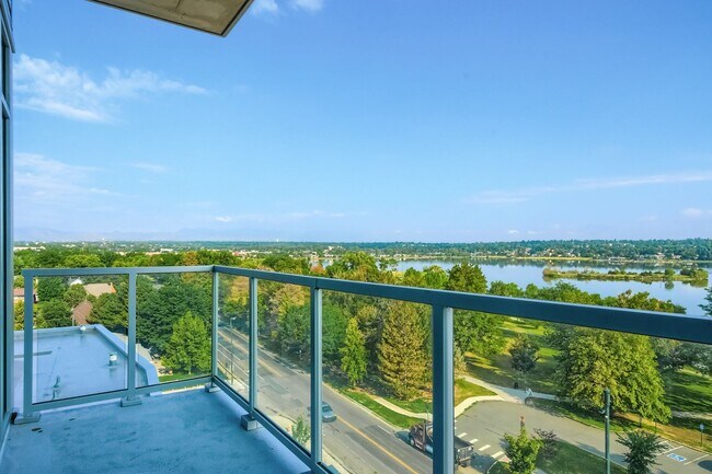 Building Photo - Two Bedroom Penthouse in Denver