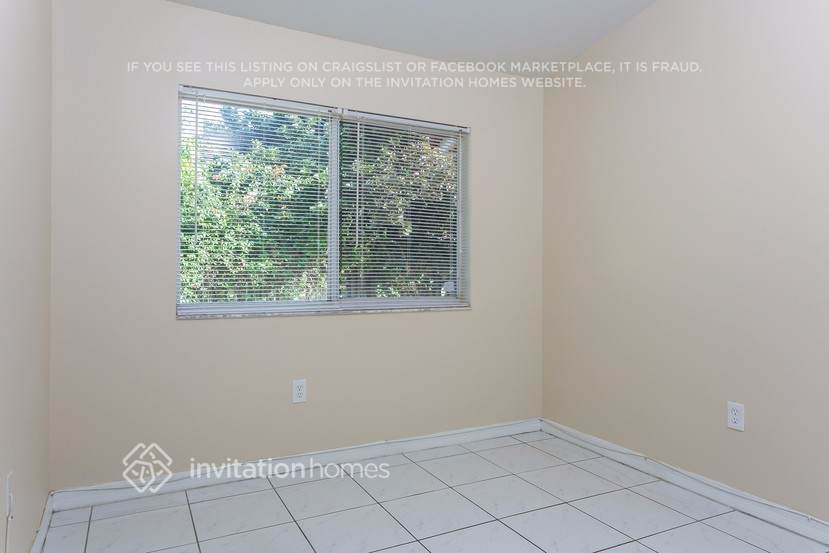 Building Photo - 18001 SW 139th Path