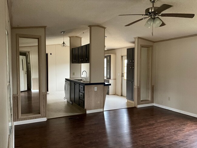 Building Photo - 109 Mitchell Rd