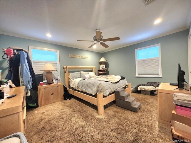 Building Photo - 244 Martin Dr