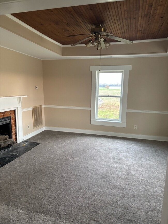 Building Photo - 1740 Petsch Ln