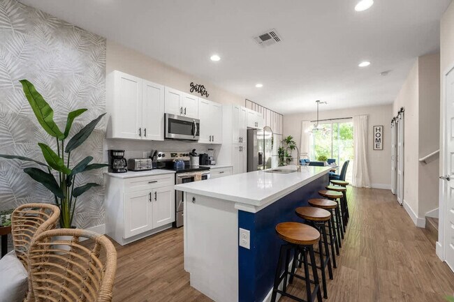 Building Photo - 4456 Summer Flowers Pl