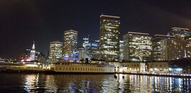 Building Photo - Broadwell, LLC (Broadway-Powell)