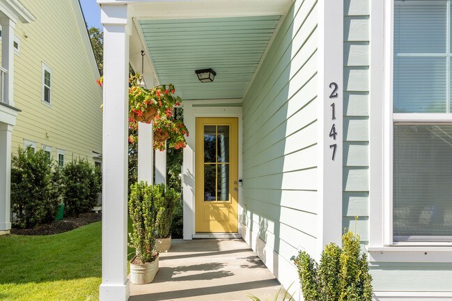 Building Photo - 2147 Oyster Reef Ln