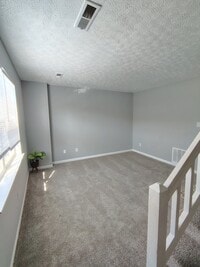 Building Photo - 16 Duiguid Dr