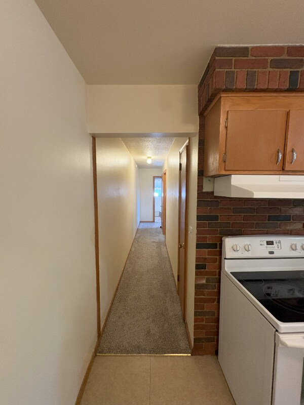 Building Photo - 5347 4th St NE