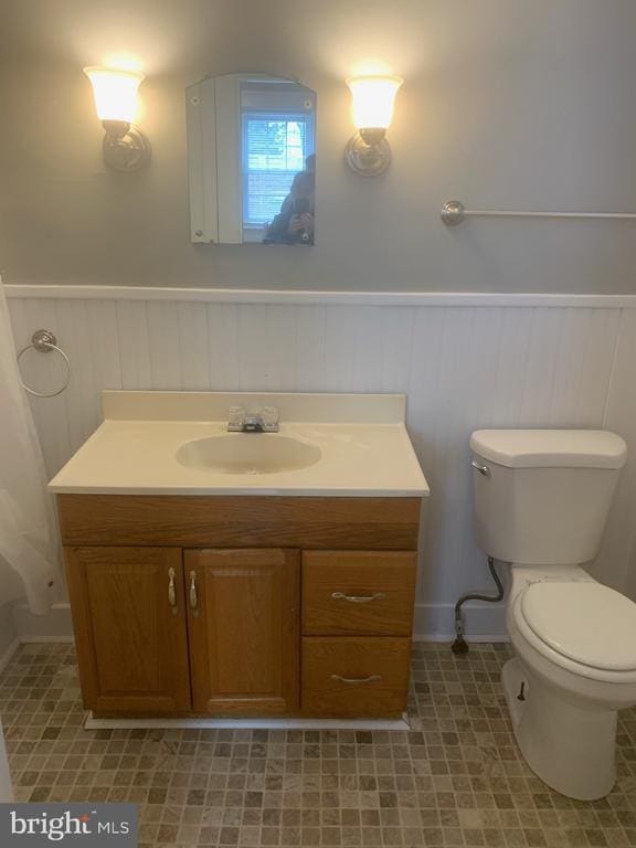 Building Photo - 412 Maple St