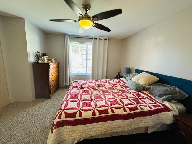 Building Photo - 3 Bedroom 2 Bath House on Cul-de-sac near Whatcom Falls Park