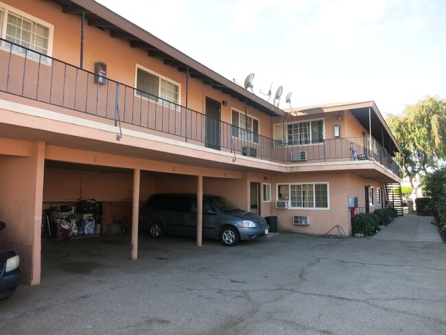 Building Photo - Memorial Apts