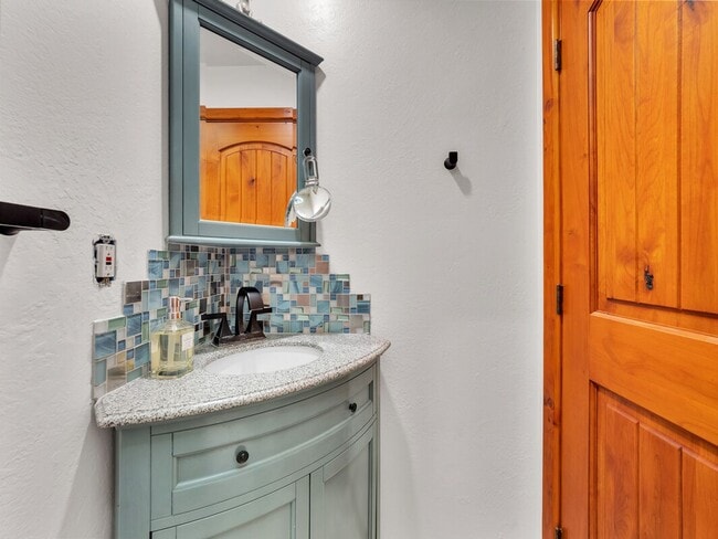 Building Photo - Oceanfront Estate: The Honolii Hale