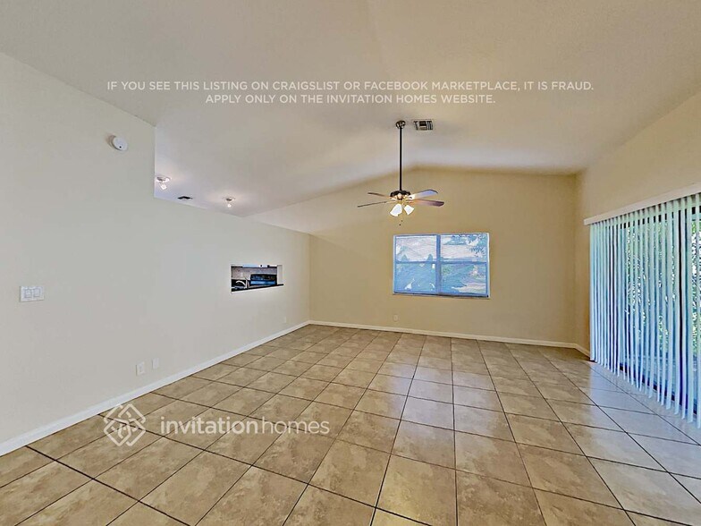 Building Photo - 7670 NW 88th Ln
