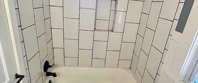 Building Photo - 1229 Shadyside Ave SW