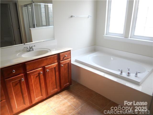 Building Photo - 8536 Sagekirk Ct