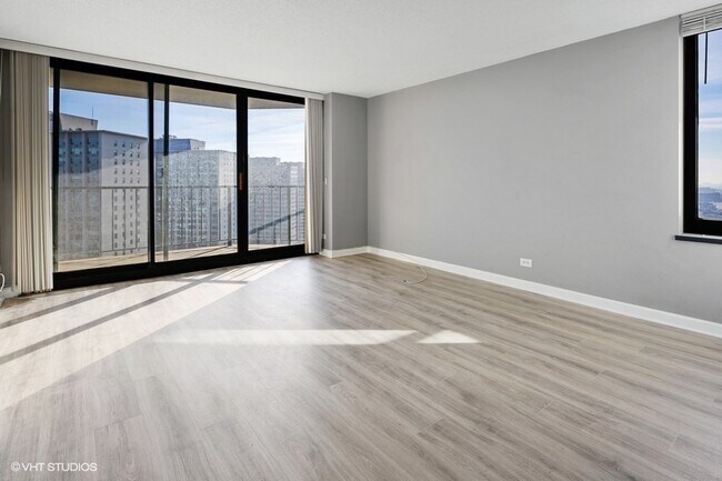 Building Photo - 3660 N Lake Shore Dr