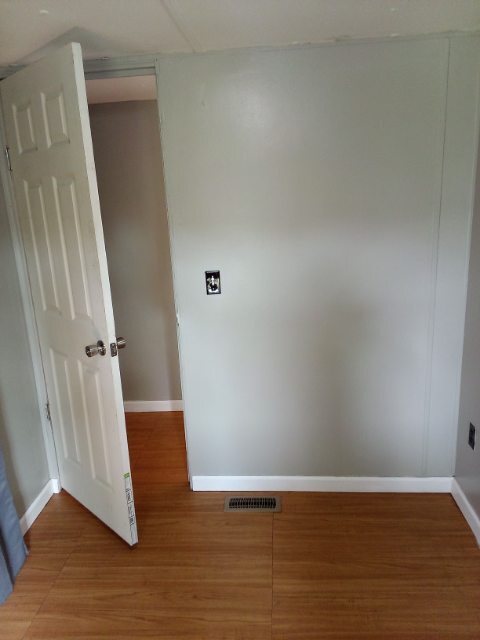 Building Photo - 505 Golden Acres Dr
