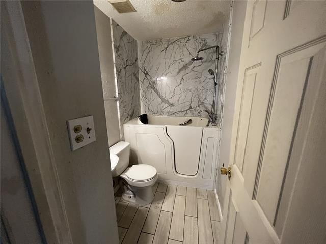 Building Photo - 6400 Dorchester Trail