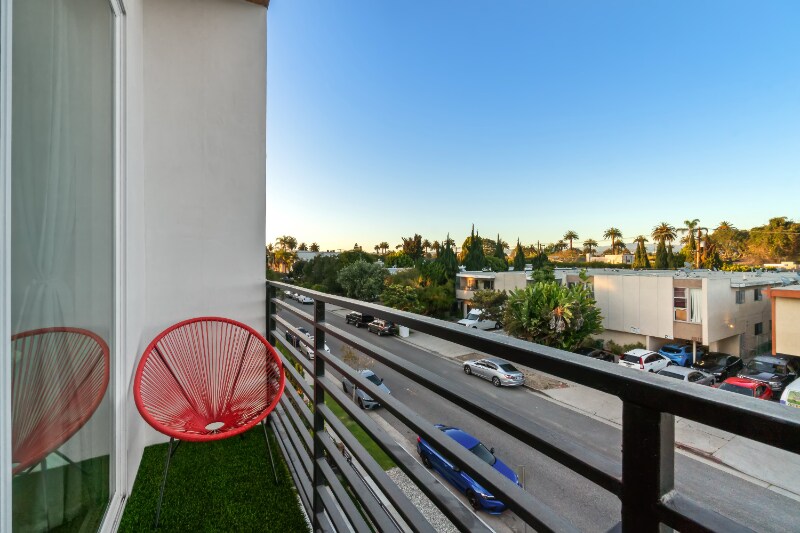 Building Photo - 3917 Inglewood Blvd
