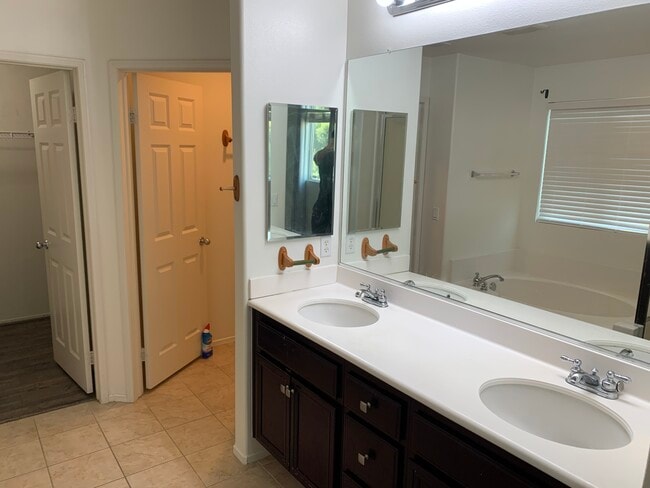 Building Photo - 29472 Piazza Ct