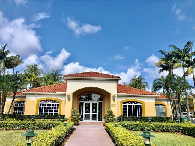 Building Photo - 7290 NW 114th Ave