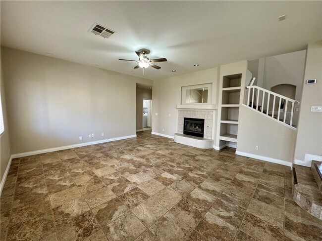 Building Photo - 6586 W Diablo Dr