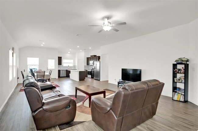 Building Photo - 937 Mallow Rd