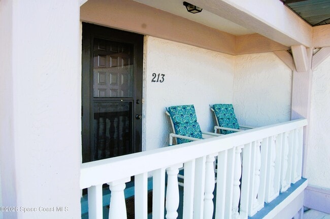 Building Photo - 5350 Ocean Beach Blvd