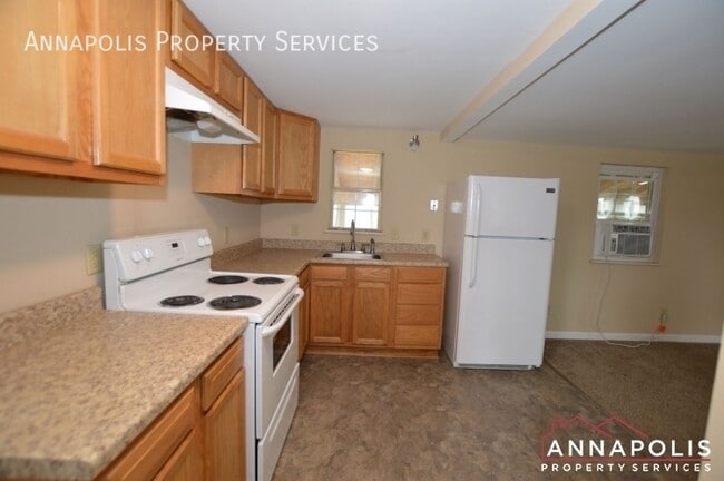 Building Photo - 536 Tepper Rd