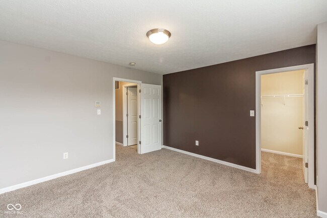 Building Photo - 7646 Sand Run Ct