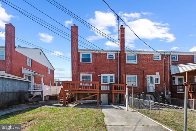 Building Photo - 328 Stemmers Run Rd