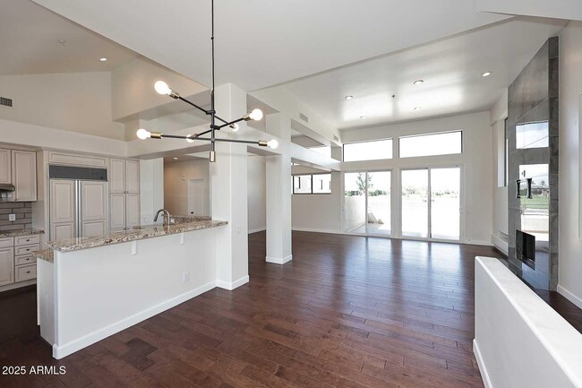 Building Photo - 8989 N Gainey Center Dr