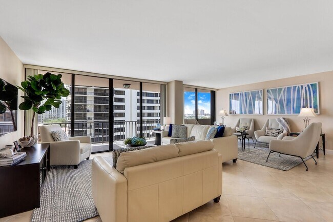 Building Photo - 4200 N Ocean Dr