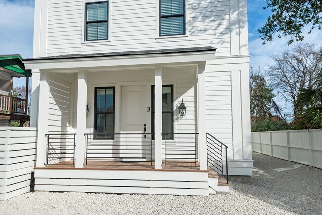 Building Photo - 759 Rutledge Ave