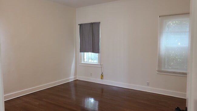 Building Photo - 1848 S Highland Ave