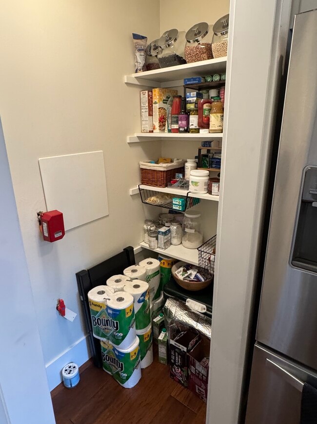 Building Photo - 1207 14th St