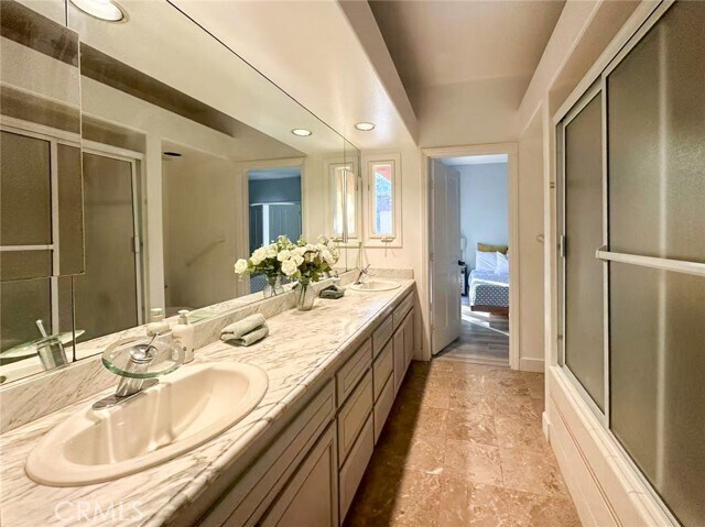 Building Photo - 45700 Adler Ln